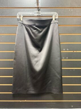 Tadashi Shoji Black Satin Pencil Skirt Size 10 USA Made Stretch
